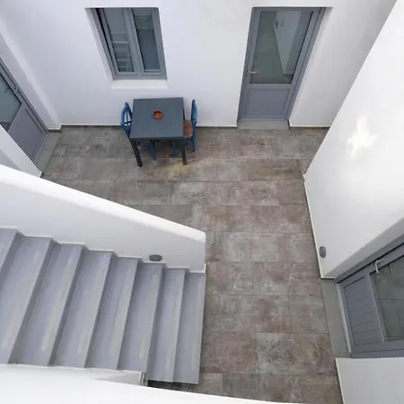 Blue Dome Apartment Perissa (Santorini)